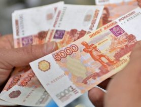 Российский рубль достиг максимума, но белорусские банки он не интересует