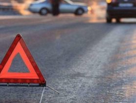 Бесправник на BМW наехал на пешехода и скрылся с места аварии