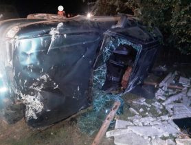 Автомобиль врезался в бетонный забор в Ганцевичском районе