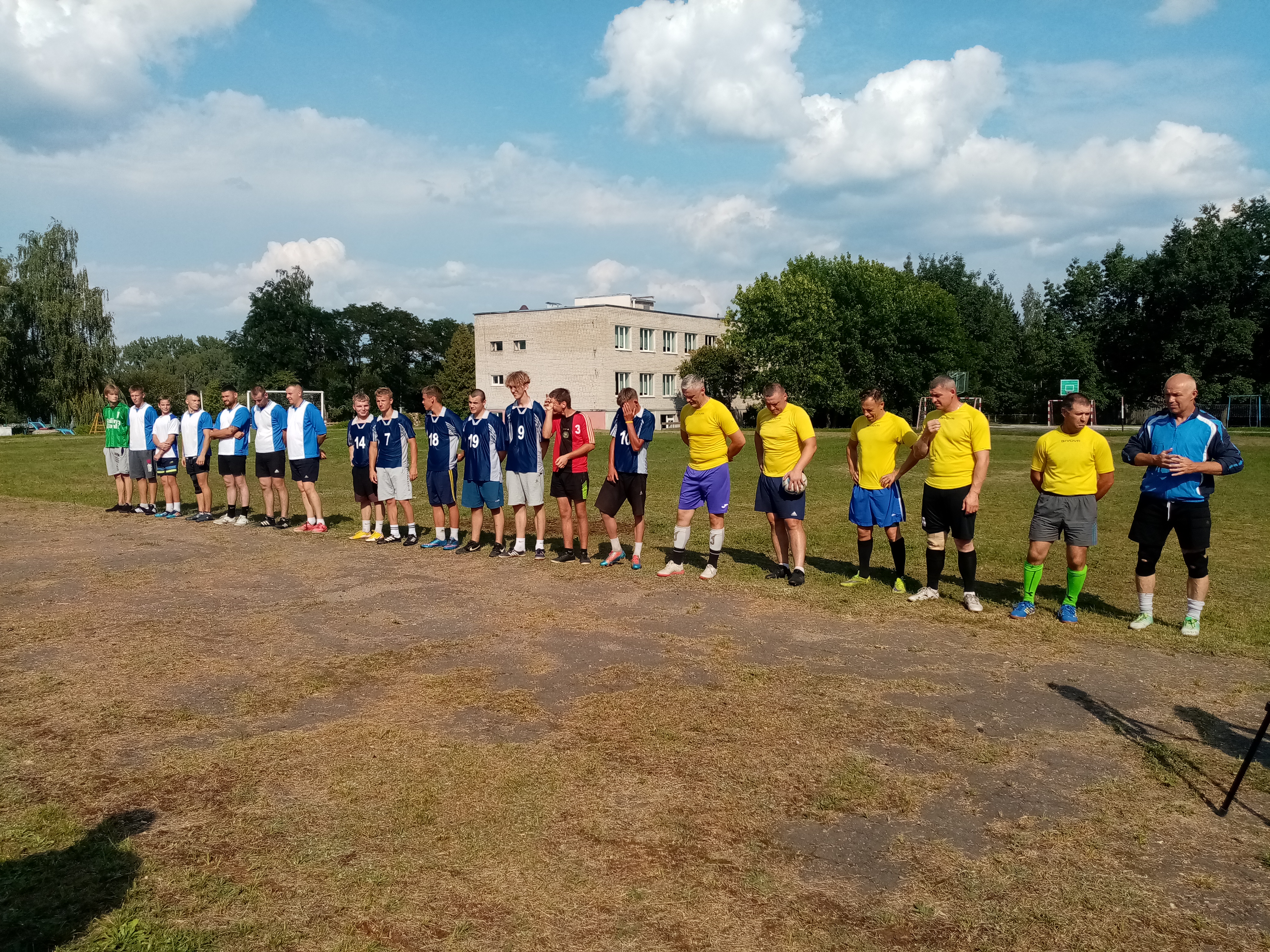 Палка дзядзькі Васіля не дапамагла “ветэранам” перамагчы ў турніры на прызы “Ганцавіцкага часу”