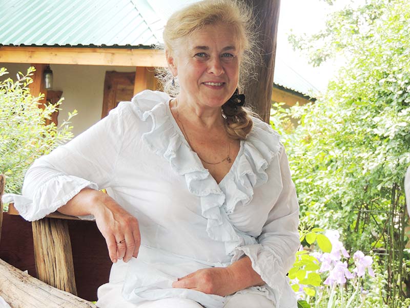 Ирина Александровна  Сергейчик – хозяйка  агроусадьбы    «Коло струменя» (г. Туров)