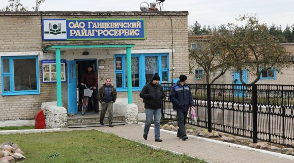 Райагросервисы банкротились, а теперь их восстанавливают. Что скрывается за успехом одного из лучших?